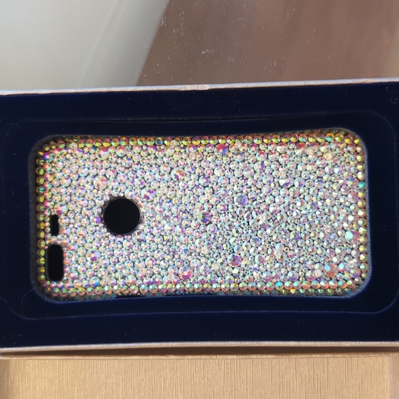 Lux Addiction Google Pixel 5" Phone Case aurora borealis crystals design. - Picture 3 of 4